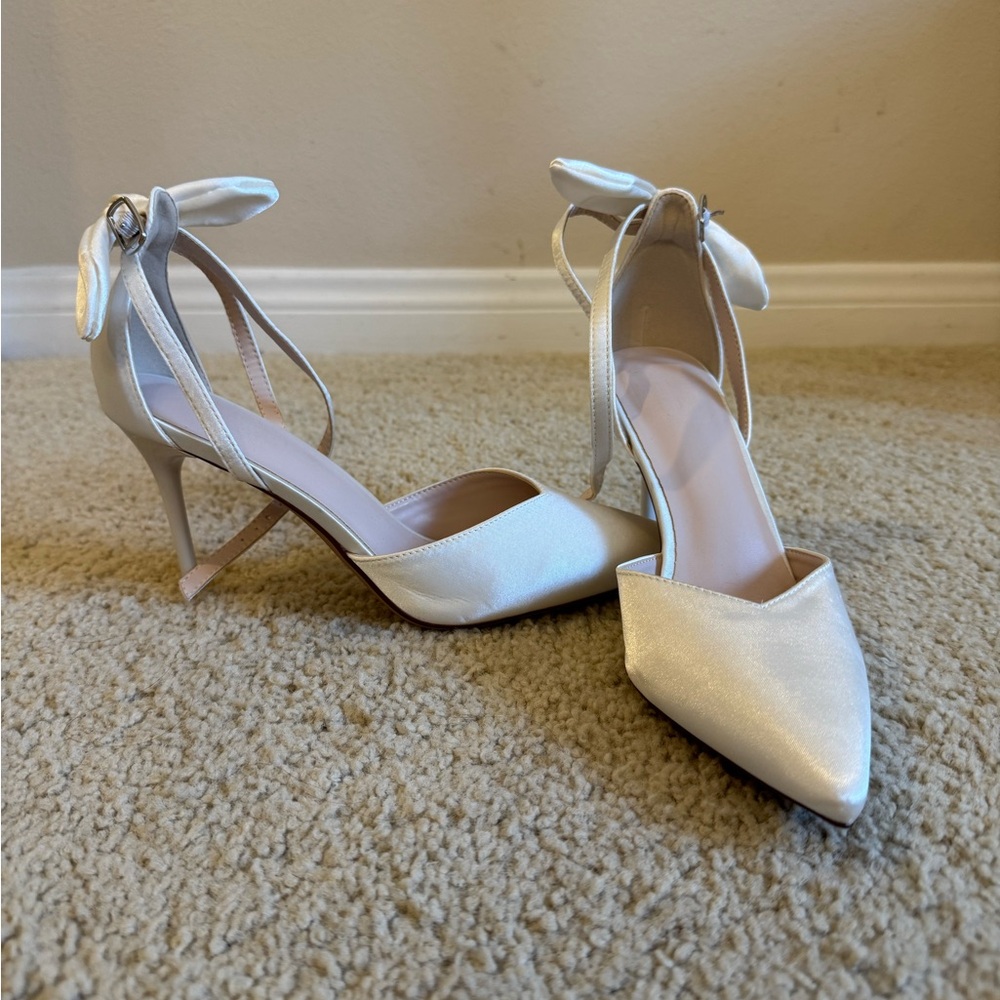 Elegant White Satin Women's Heels